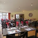 Hotel Bouillon فندق