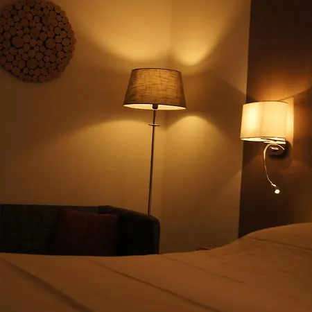 فندق Hotel Bouillon بوالون