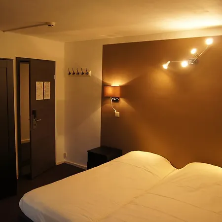 Hotel Bouillon 酒店 布永