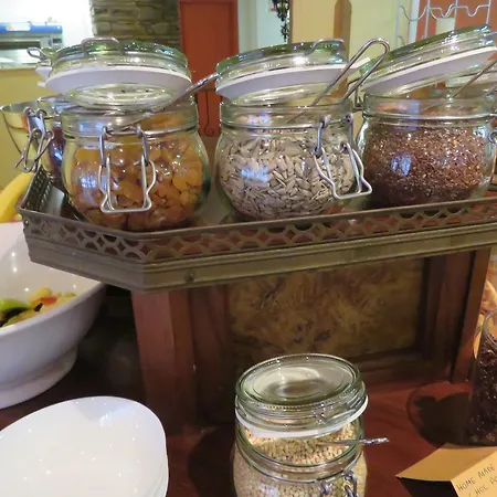 فندق Hotel Bouillon بوالون