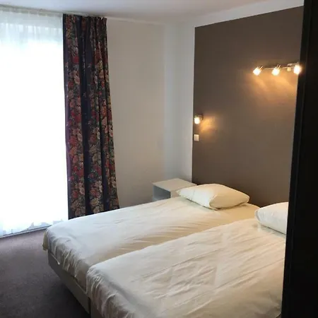 Hotel Bouillon 酒店 3*